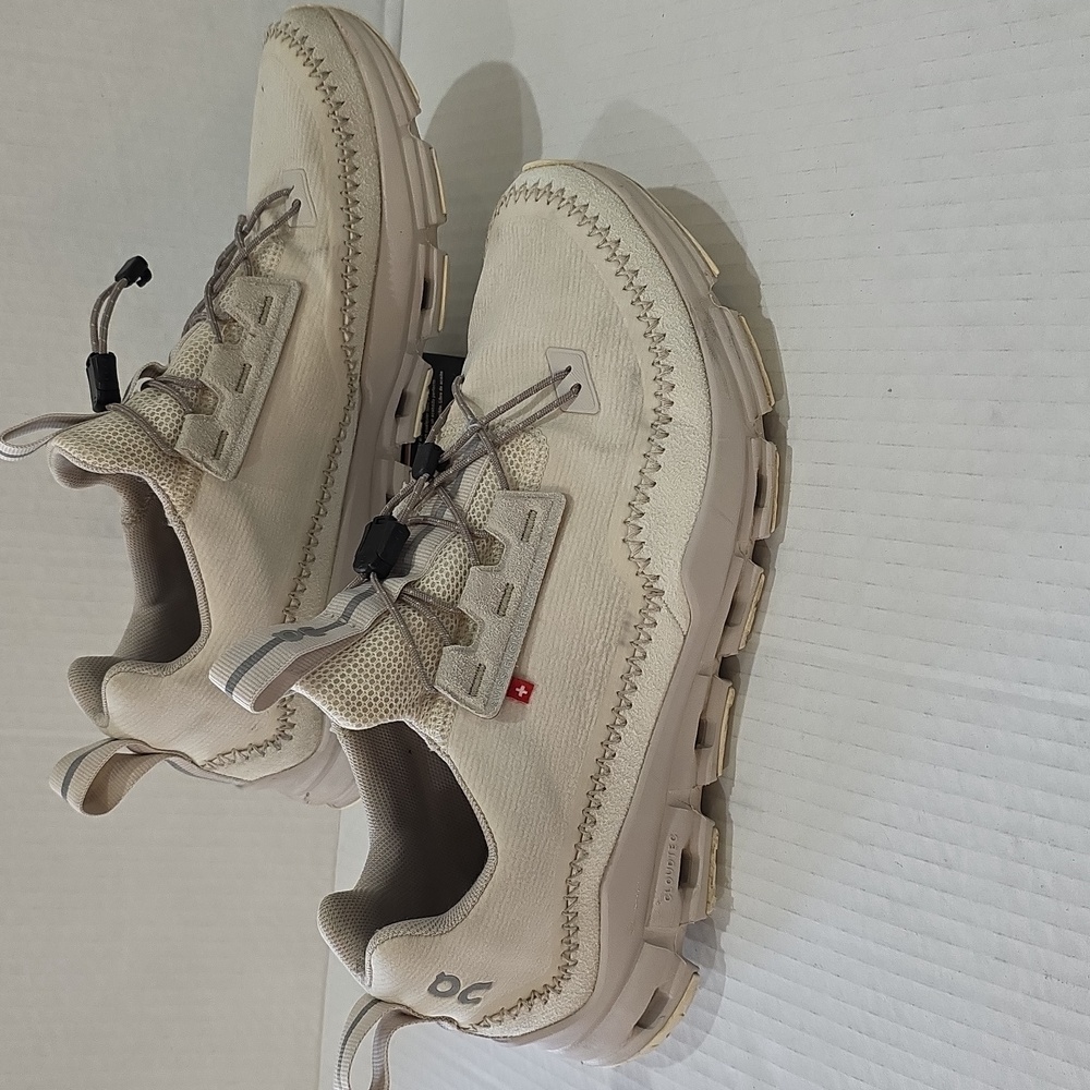 On Cloud Away Running Women's Light Beige Athletic Shoes Size 9 B